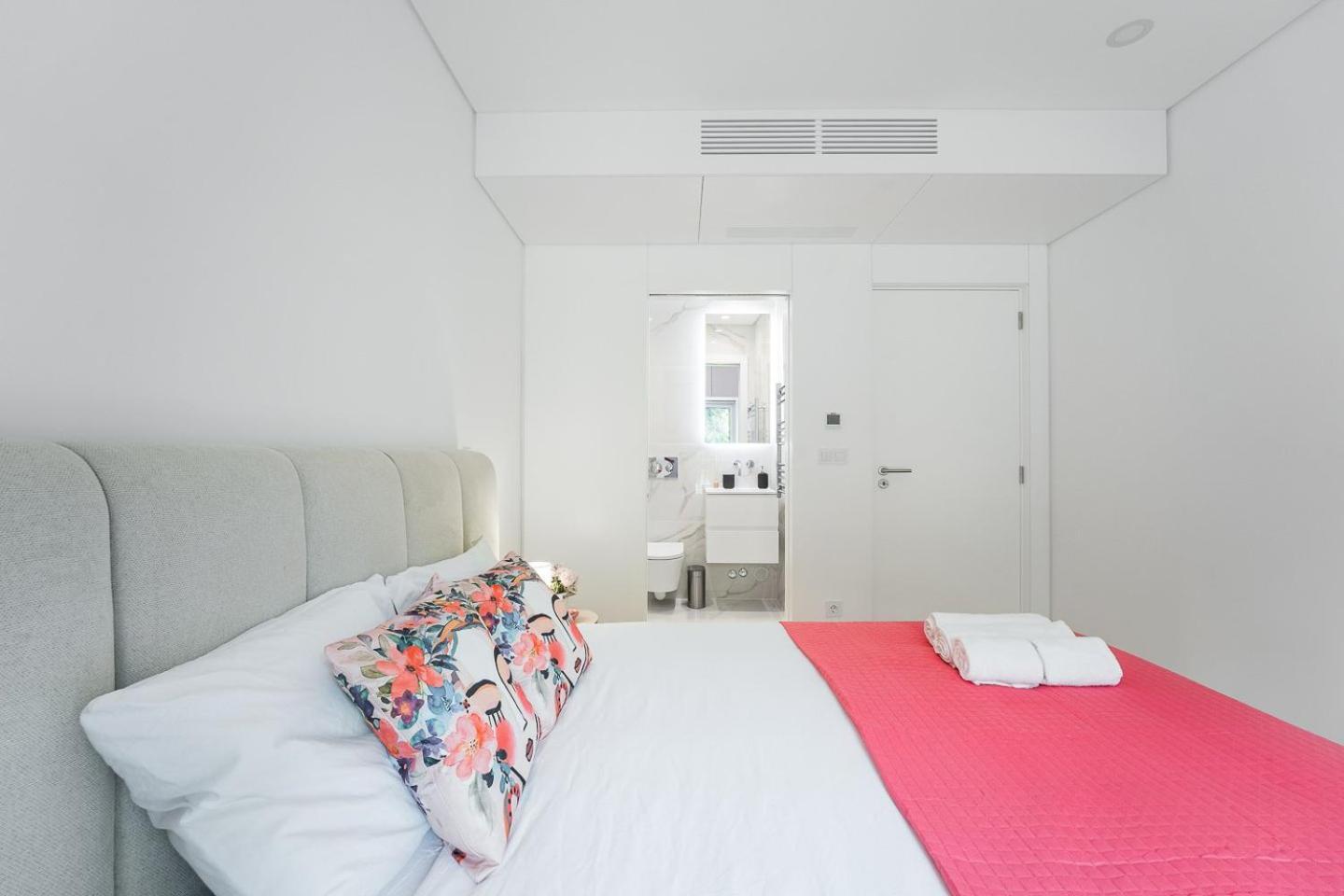 Guestready - Majestic Riverside Terrace In Coimbra Apartment Luaran gambar